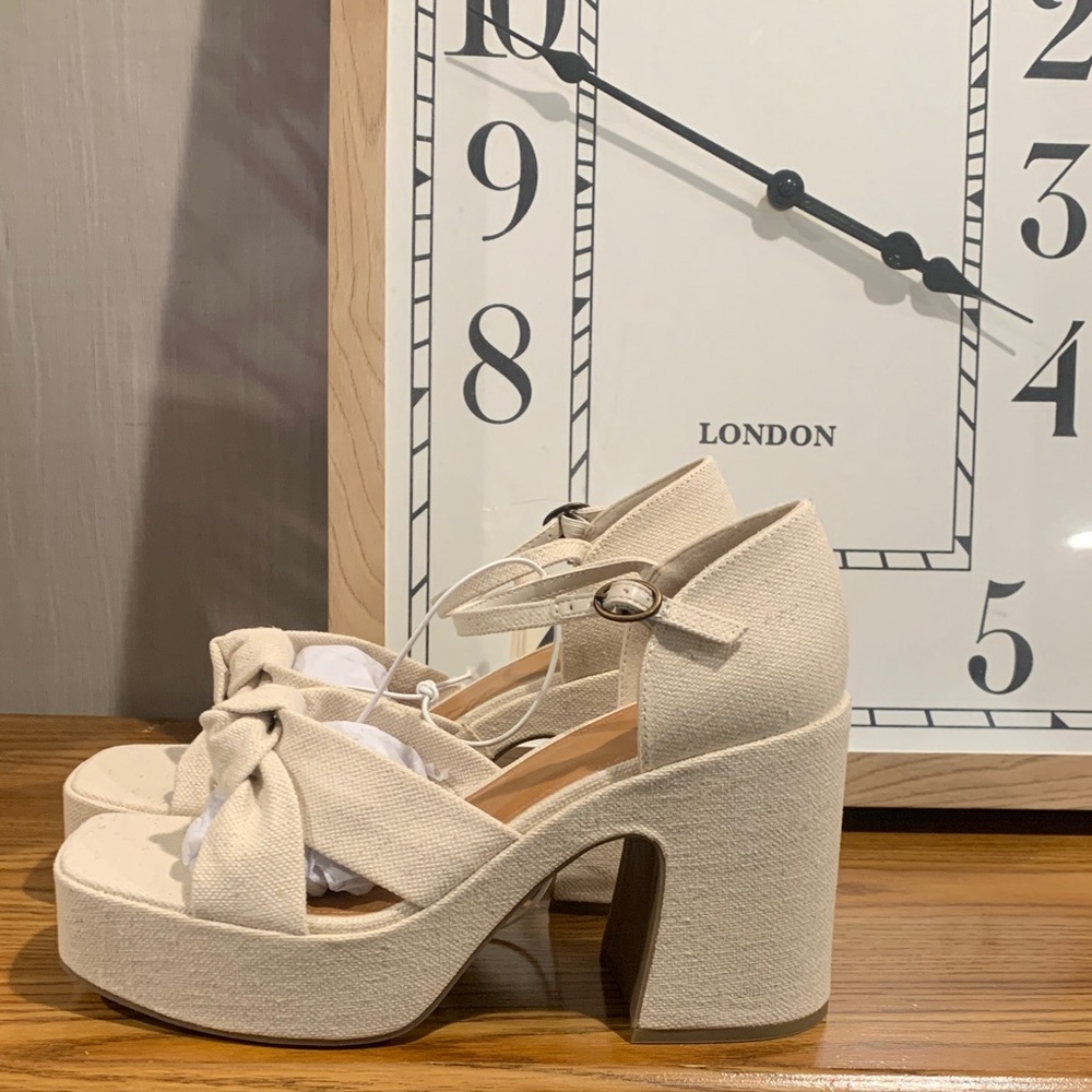 a.n.a Holland Natural Platform Sandals